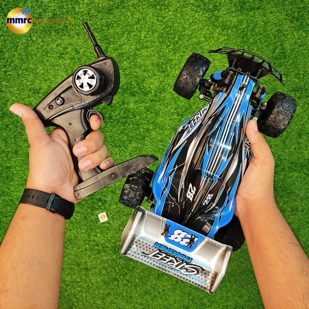 Street Thrasher Racing car upto 12.5MPH, Wireless Remote Control, 2 ...